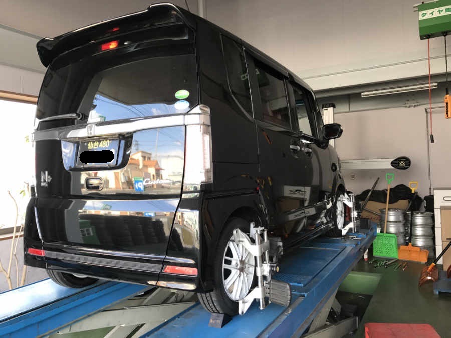 N-Boxホイールアライメント調整